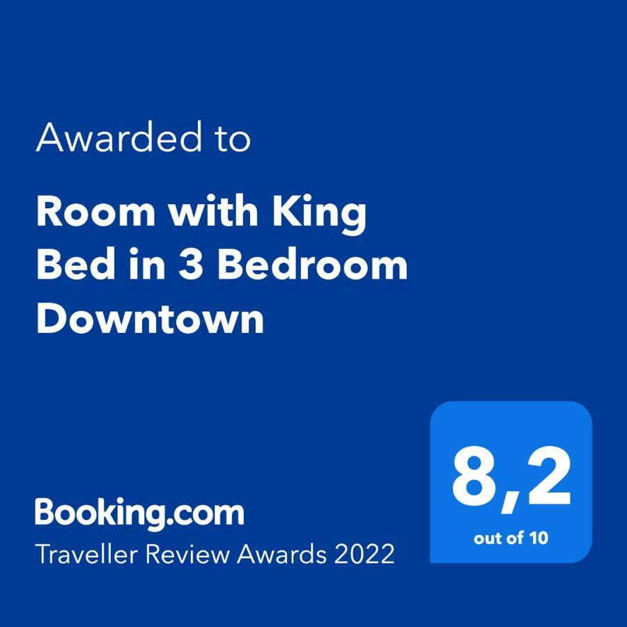 Room With King Bed In Shared 3 Bedroom Downtown Монреаль Экстерьер фото